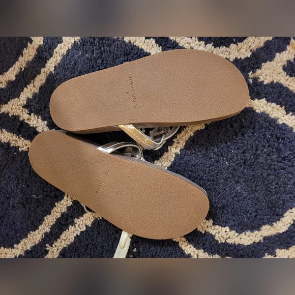 Tori Burch Miller Cloud - Picture 3 of 6